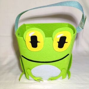 Felt Frog Basket Green Easter Spritz Brand NWT